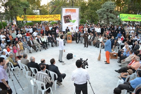 تصاوير افتتاحيه دومين جشنواره تئاتر خياباني شهروند لاهيجان